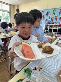 2025.07.09お皿見せてくれた.jpg