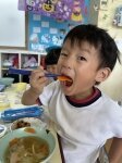 にんじん食べる.jpg